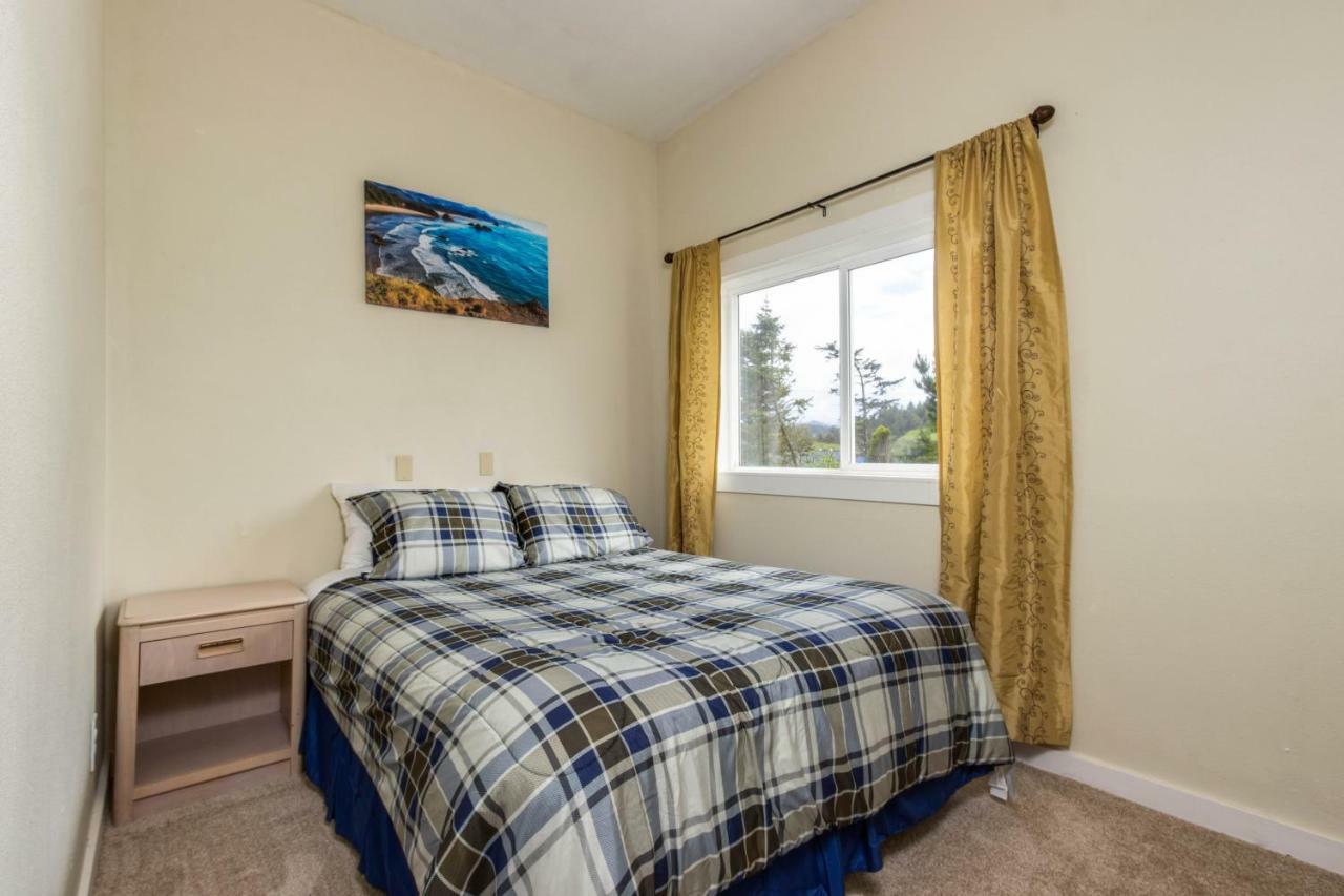 Sandstone Point Hotel Lincoln City Camera foto